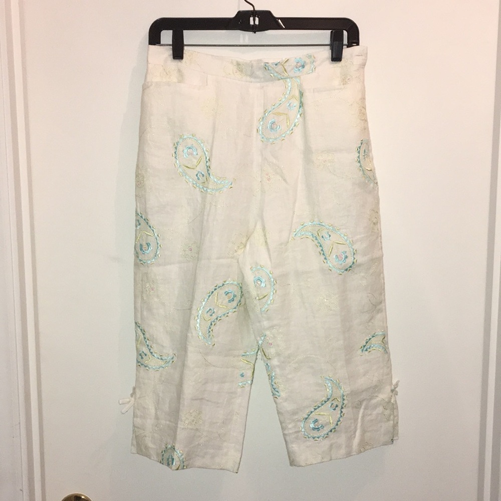 GRACE ELEMENTS | PAISLEY EMBELLISHED CAPRIS …